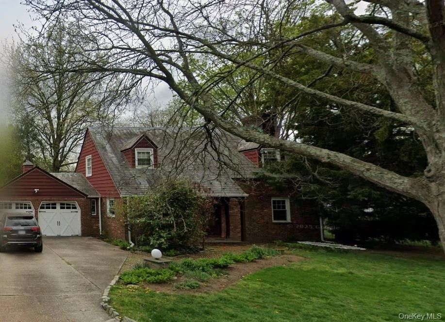 Unit for sale at 200 Howard Street, North Hempstead, NY 11596