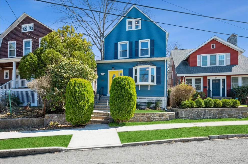 Unit for sale at 26 School St Street, Greenburgh, NY 10706