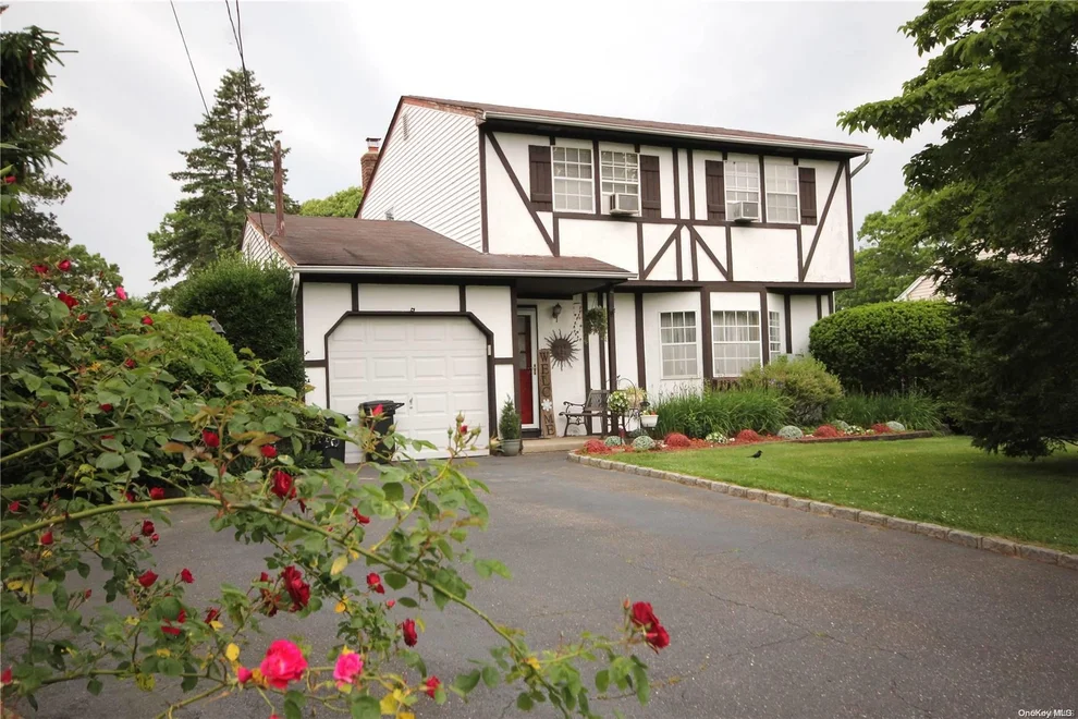 Unit for sale at 50 Duncan Avenue, Brookhaven, NY 11779