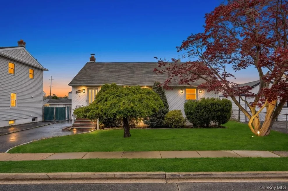 Unit for sale at 31 Indiana Street, Oyster Bay, NY 11801