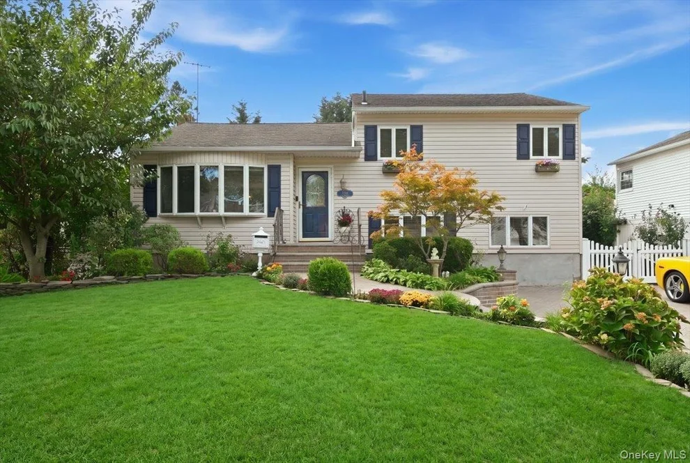 Unit for sale at 3988 Demont Road, Hempstead, NY 11783