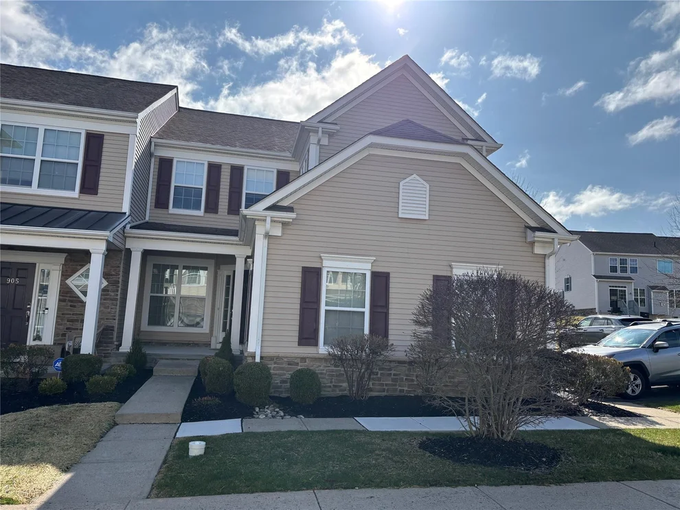 Unit for sale at 6 Bainbridge Place, Newburgh (Town), NY 12550