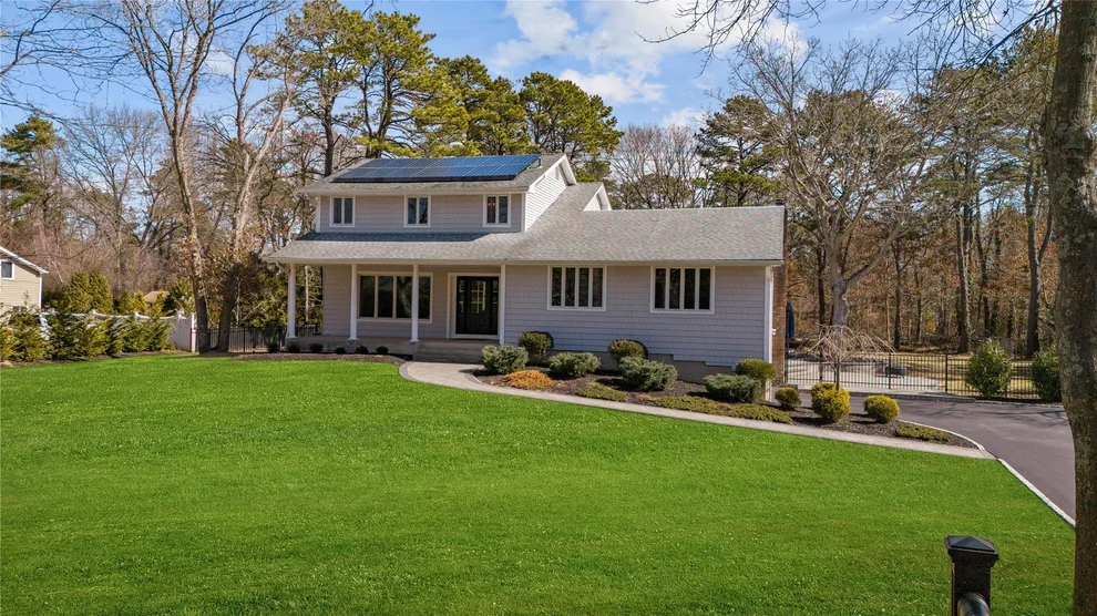 Unit for sale at 9 Millet Street, Huntington, NY 11746