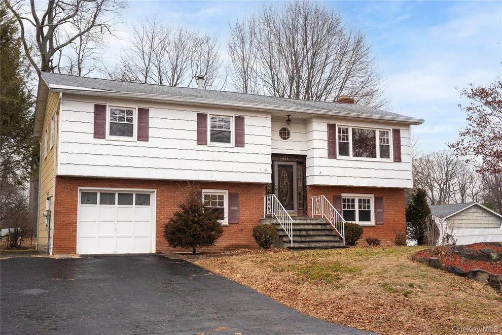 Unit for sale at 102 Burke Court, Cortlandt, NY 10511