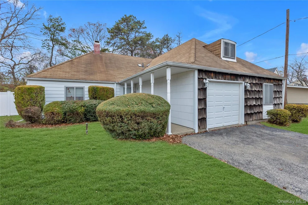 Unit for sale at 96 Split Cedar Drive, Islip, NY 11749