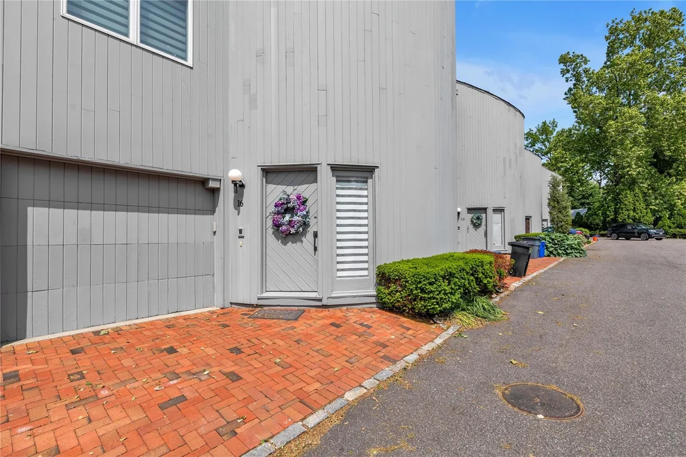 Unit for sale at 16 Sands Court, North Hempstead, NY 11050