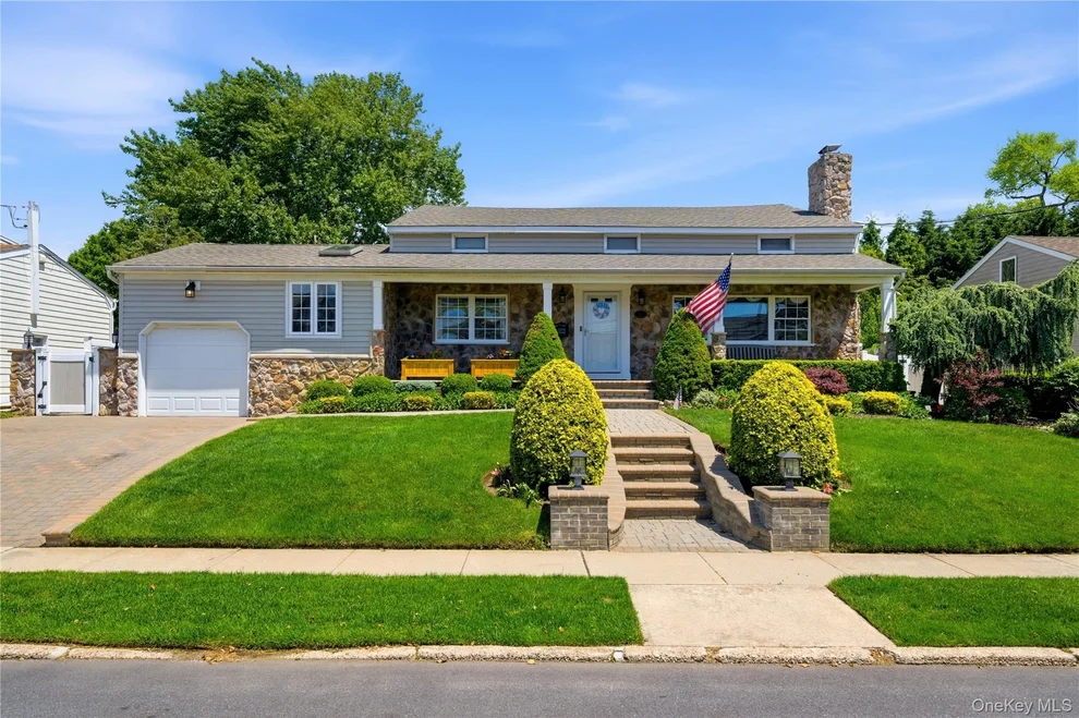 Unit for sale at 87 Laurel Drive, Oyster Bay, NY 11762