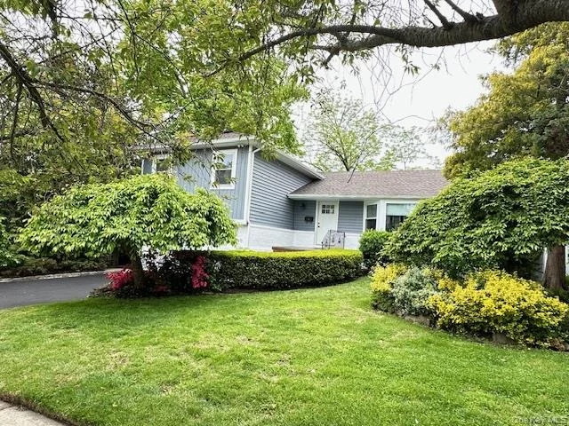 Unit for sale at 8 White Oak Drive, North Hempstead, NY 11050