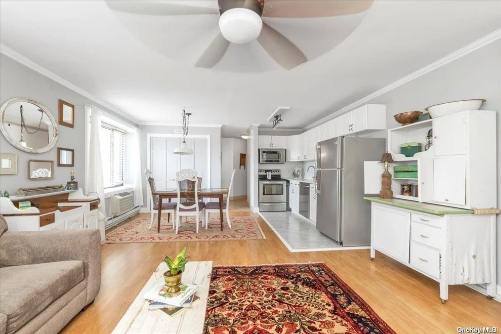 Unit for sale at 21 Arizona Avenue, Hempstead, NY 11561