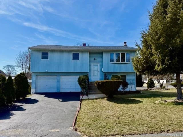 Unit for sale at 40 Church Street, Islip, NY 11722