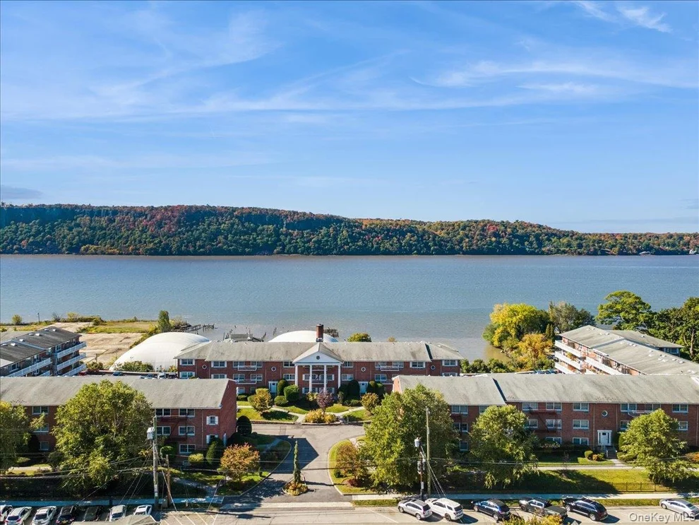 Unit for sale at 49 Maple Avenue, Greenburgh, NY 10706