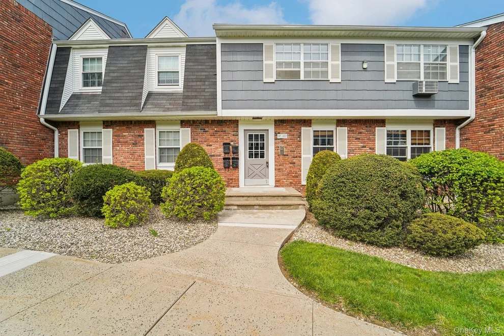Unit for sale at 103 Doxbury Lane, Ramapo, NY 10901