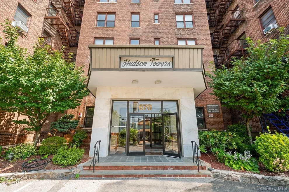 Unit for sale at 678 Warburton Avenue, Yonkers, NY 10701