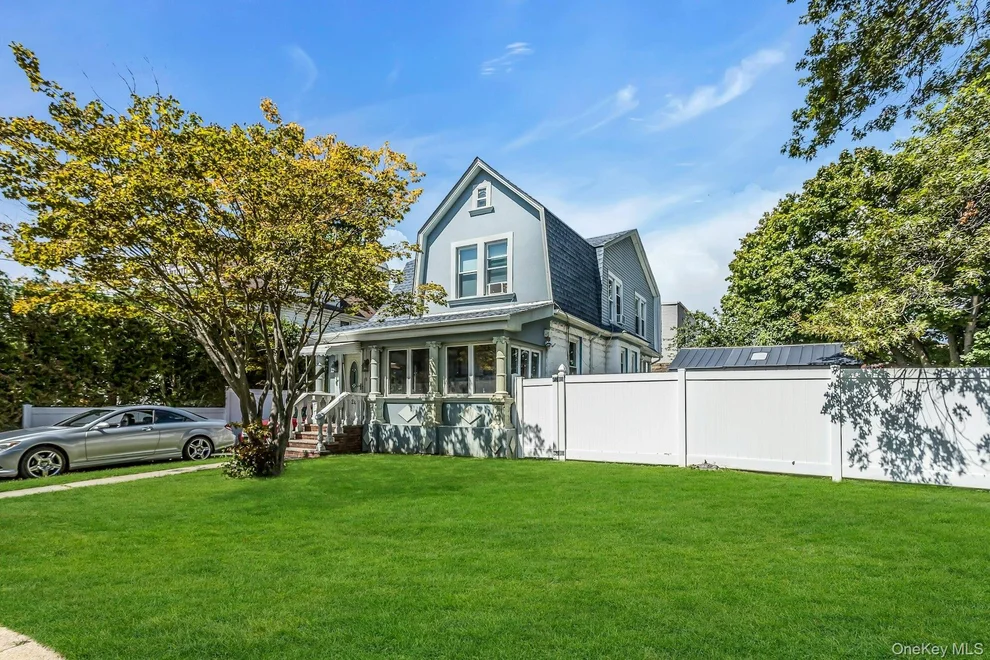 Unit for sale at 28 Lexington Avenue, Hempstead, NY 11520