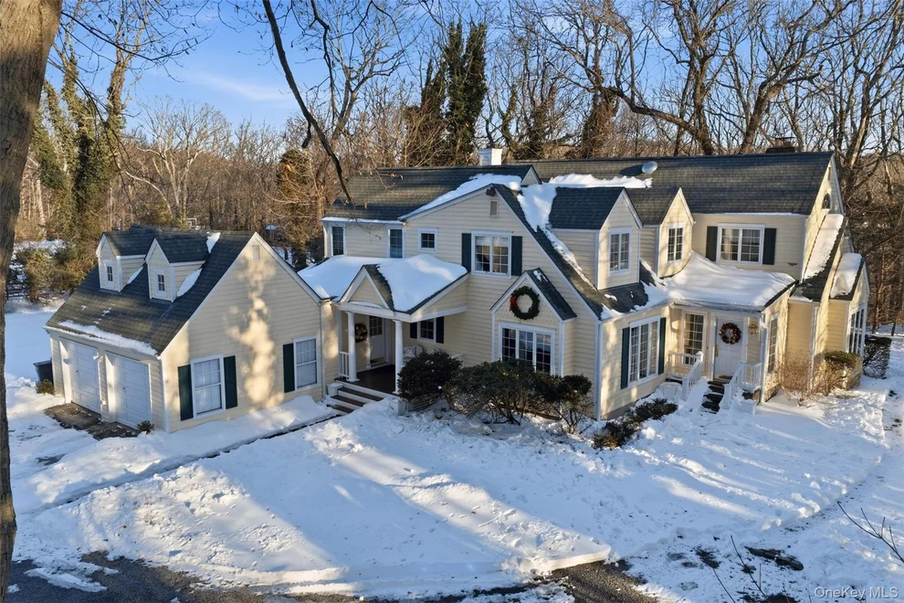 Unit for sale at 55 Titus Lane, Huntington, NY 11724