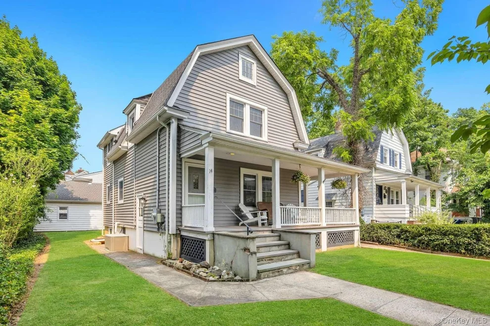 Unit for sale at 14 Jefferson Street, North Hempstead, NY 11050