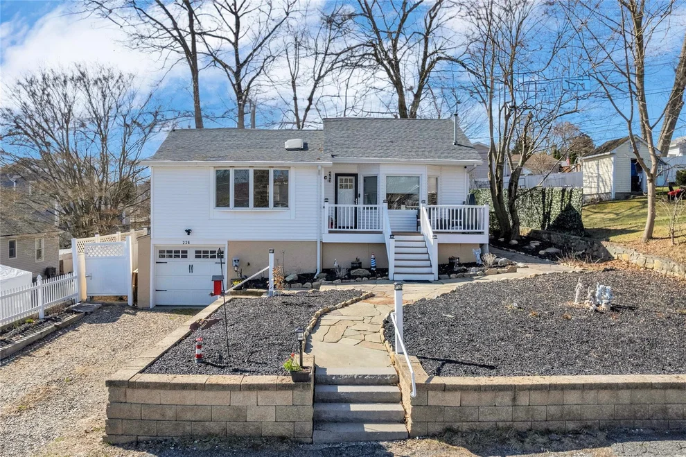 Unit for sale at 226 Willow Drive, Carmel, NY 10541