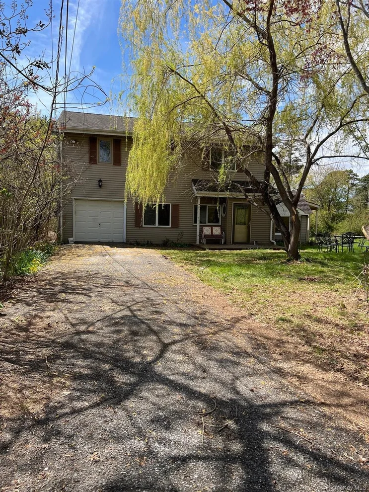 Unit for sale at 26 Willoughby Street, Islip, NY 11717