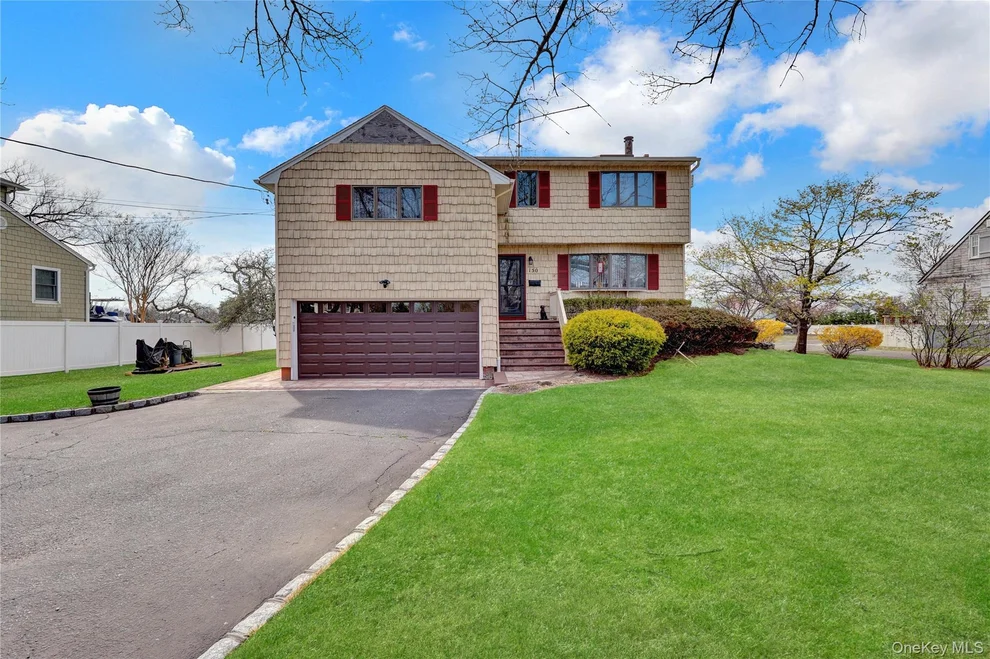 Unit for sale at 150 W Islip Road, Islip, NY 11795