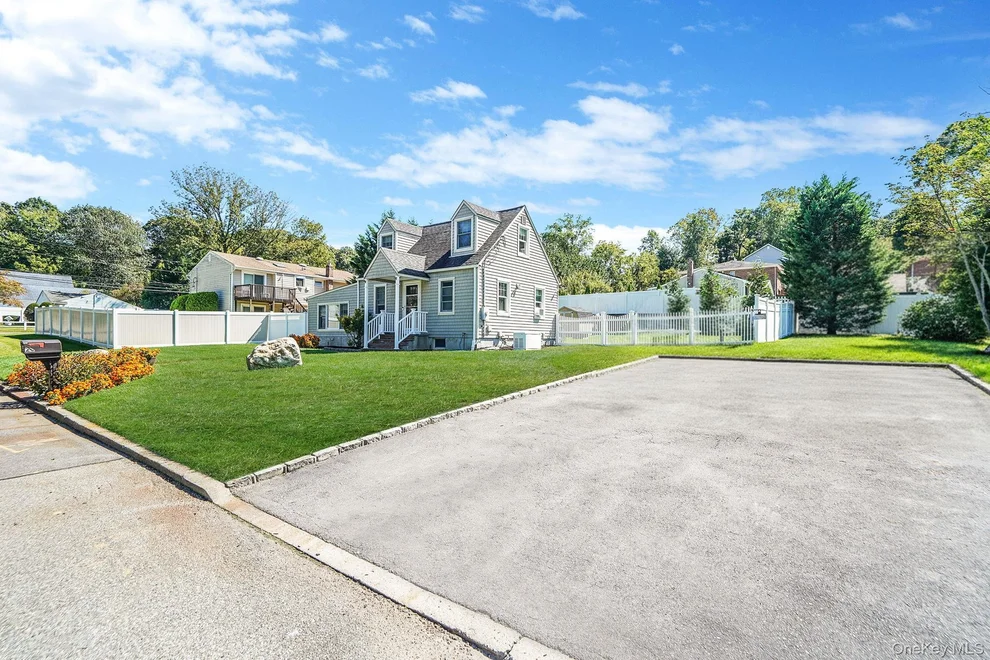 Unit for sale at 20 Tulip Road, Smithtown, NY 11754