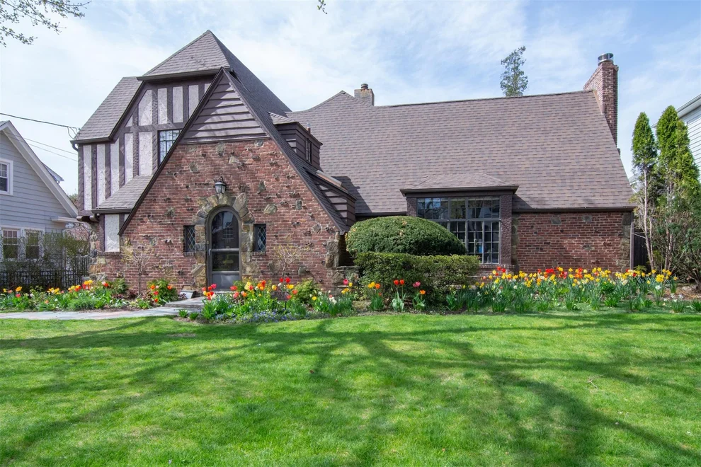 Unit for sale at 125 Reed Avenue, Pelham, NY 10803