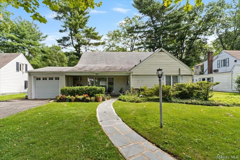 Unit for sale at 25 Bentley Road, North Hempstead, NY 11023