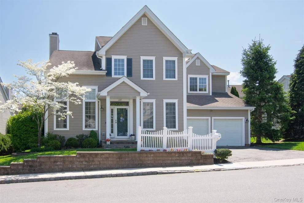 Unit for sale at 120 Tradition Court, Greenburgh, NY 10603