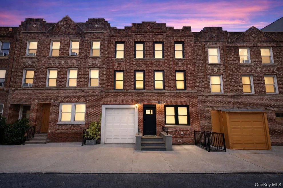 Unit for sale at 2257 Hampden Place, New York, NY 10468