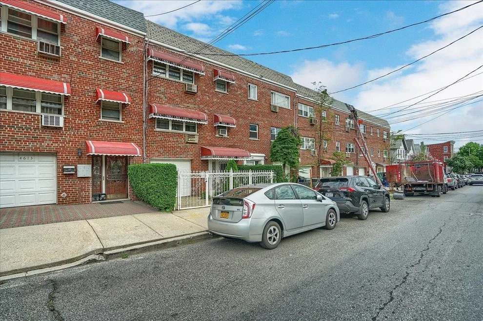 Unit for sale at 4615 Bronx Boulevard, New York, NY 10470