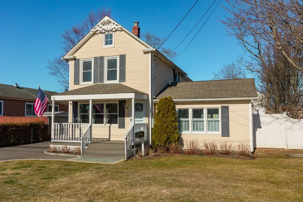 Unit for sale at 39 Jefferson Street, Islip, NY 11730