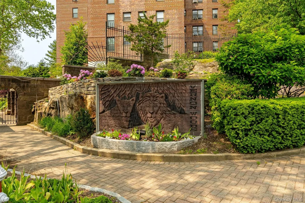 Unit for sale at 98 Pearsall Drive, Mount Vernon, NY 10552