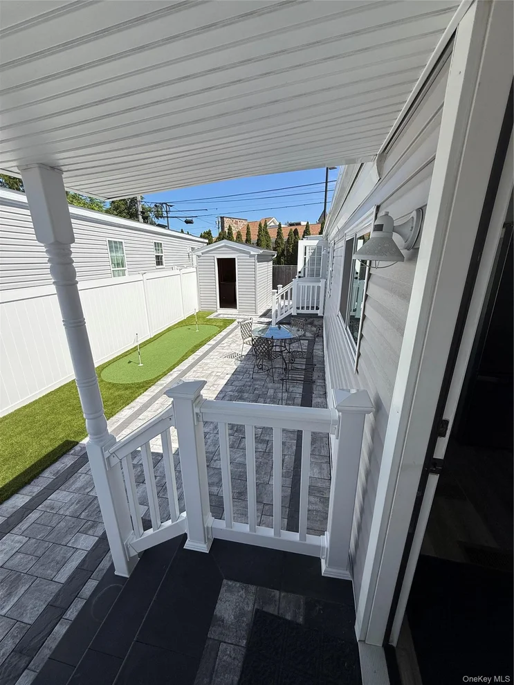 Unit for sale at 150 Main Street, Islip, NY 11751