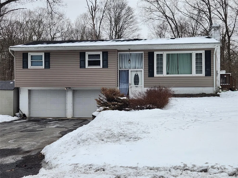 Unit for sale at 171 Roosevelt Road, Hyde Park, NY 12538