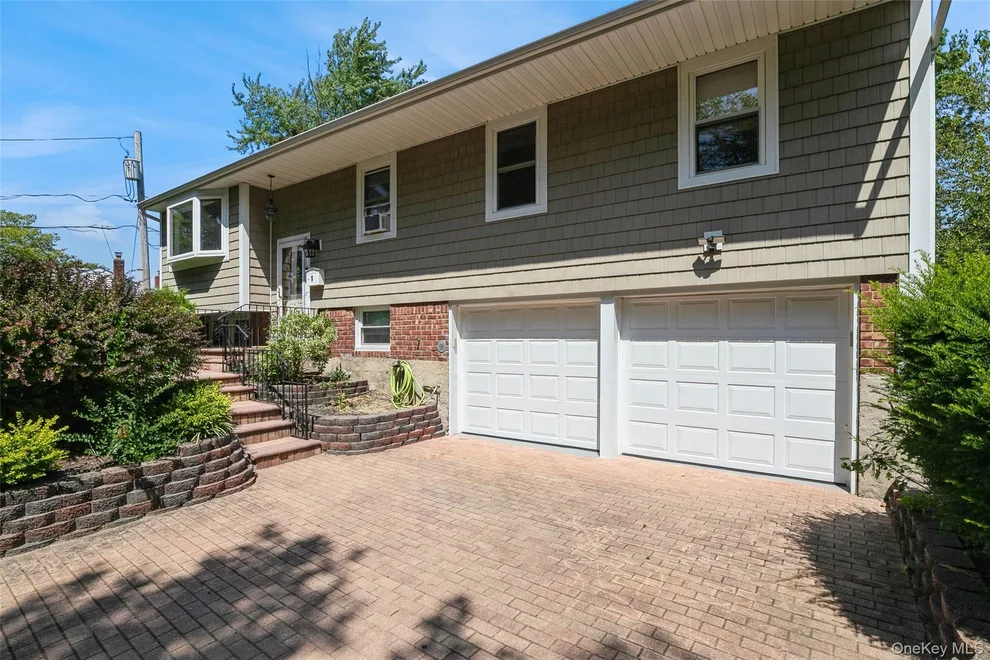 Unit for sale at 5 Dewey Road, Smithtown, NY 11725