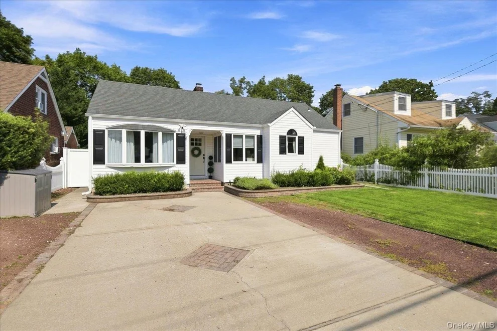 Unit for sale at 51 Dawson Avenue, Smithtown, NY 11754