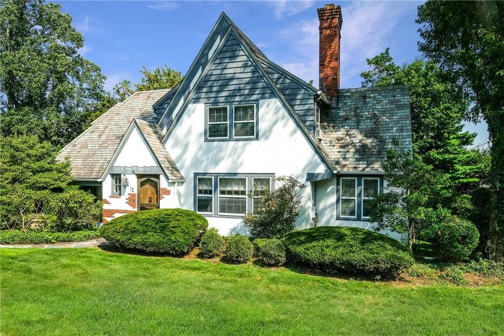 Unit for sale at 12 Idlewood Road, White Plains, NY 10605