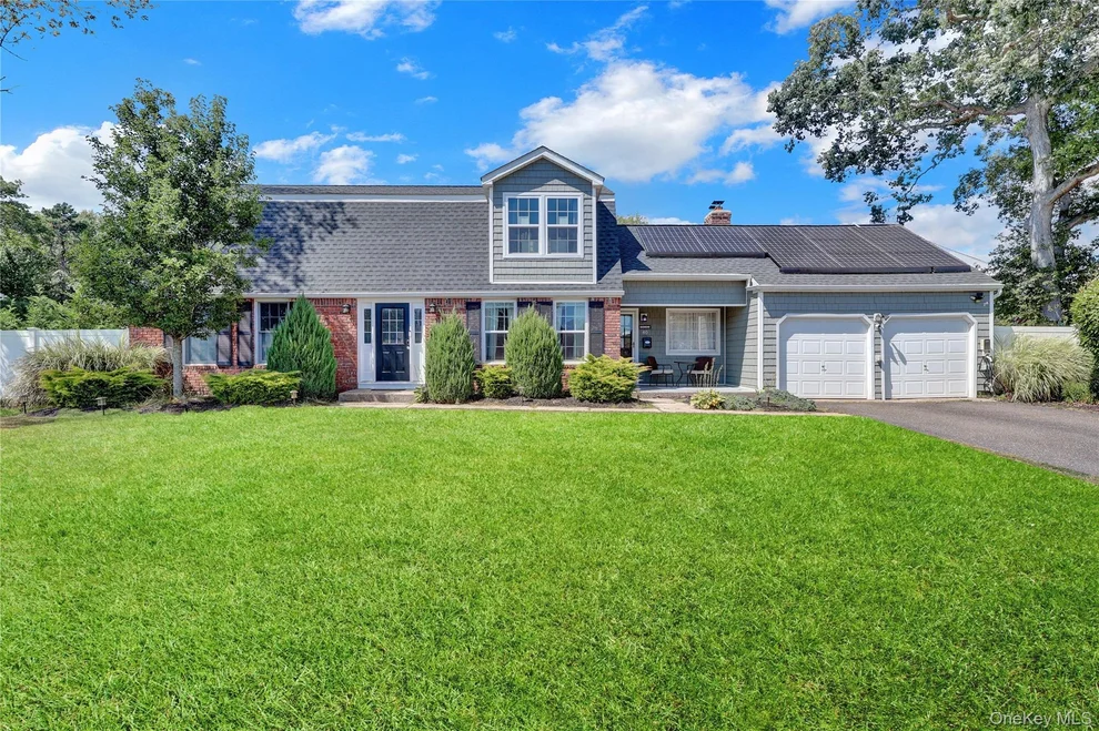 Unit for sale at 40 Bayview Drive, Islip, NY 11769