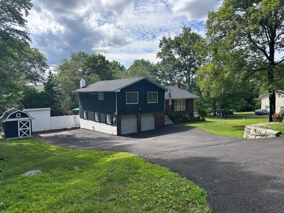 Unit for sale at 27 West Avenue, Putnam Valley, NY 10579