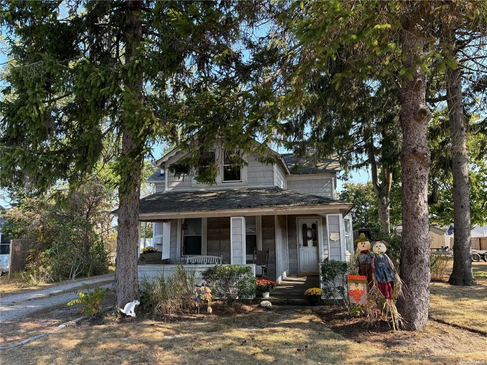 Unit for sale at 177 River Avenue, Brookhaven, NY 11772