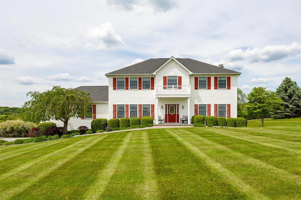 Unit for sale at 28 Dolly Lane, Union Vale, NY 12540