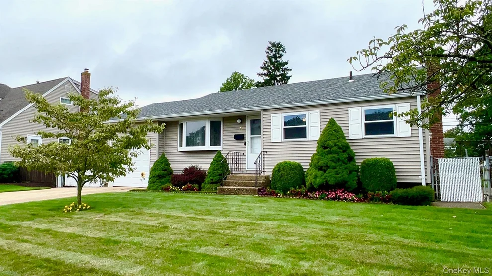 Unit for sale at 23 Franklin Street, Islip, NY 11751