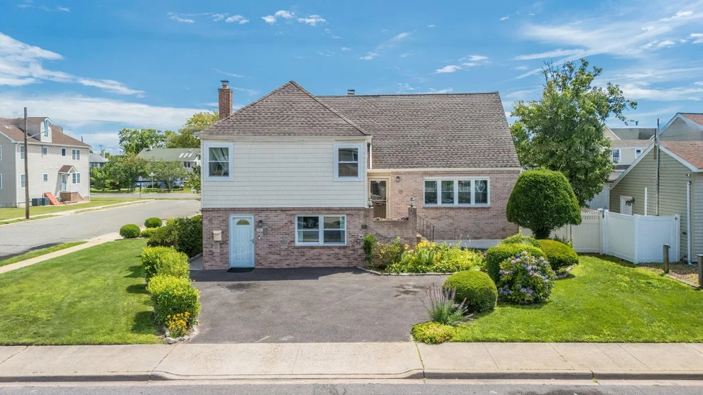 Unit for sale at 205 Saint Marks Avenue, Hempstead, NY 11520