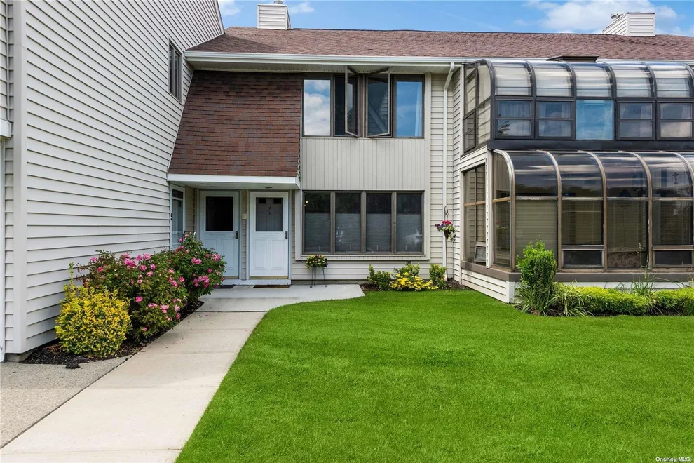 Unit for sale at 20 Laurel Avenue, Islip, NY 11730