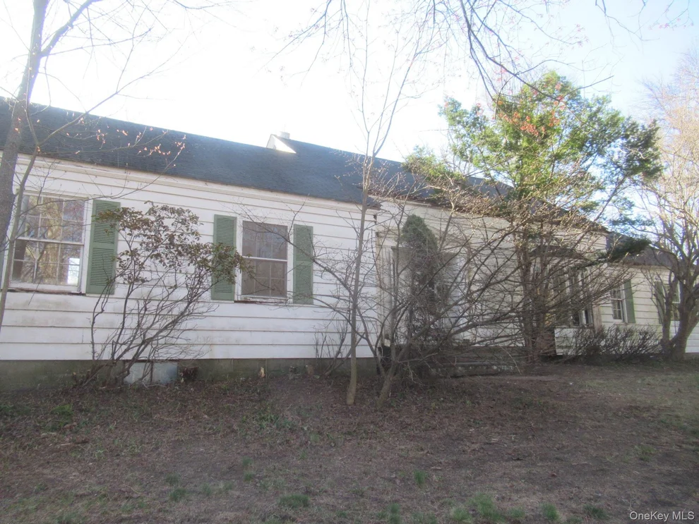 Unit for sale at 2929 State Route 52, Shawangunk, NY 12566
