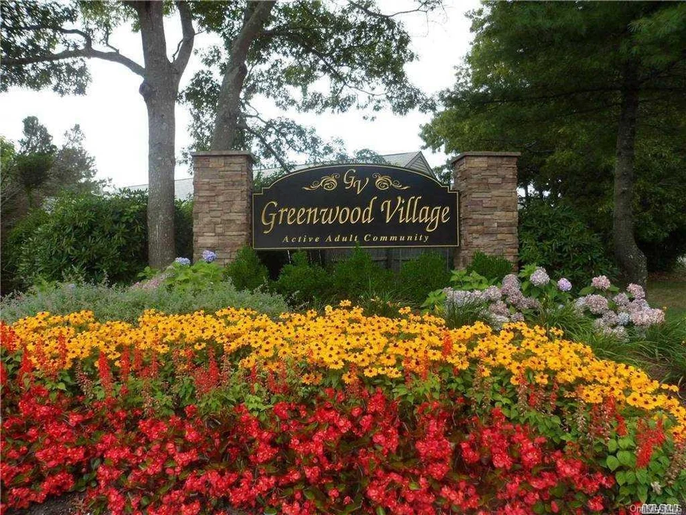 Unit for sale at 72 Village Circle W, Manorville, NY 11949