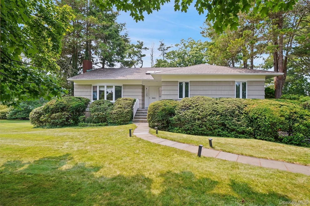 Unit for sale at 6 Greenhouse Circle, Rye Town, NY 10573