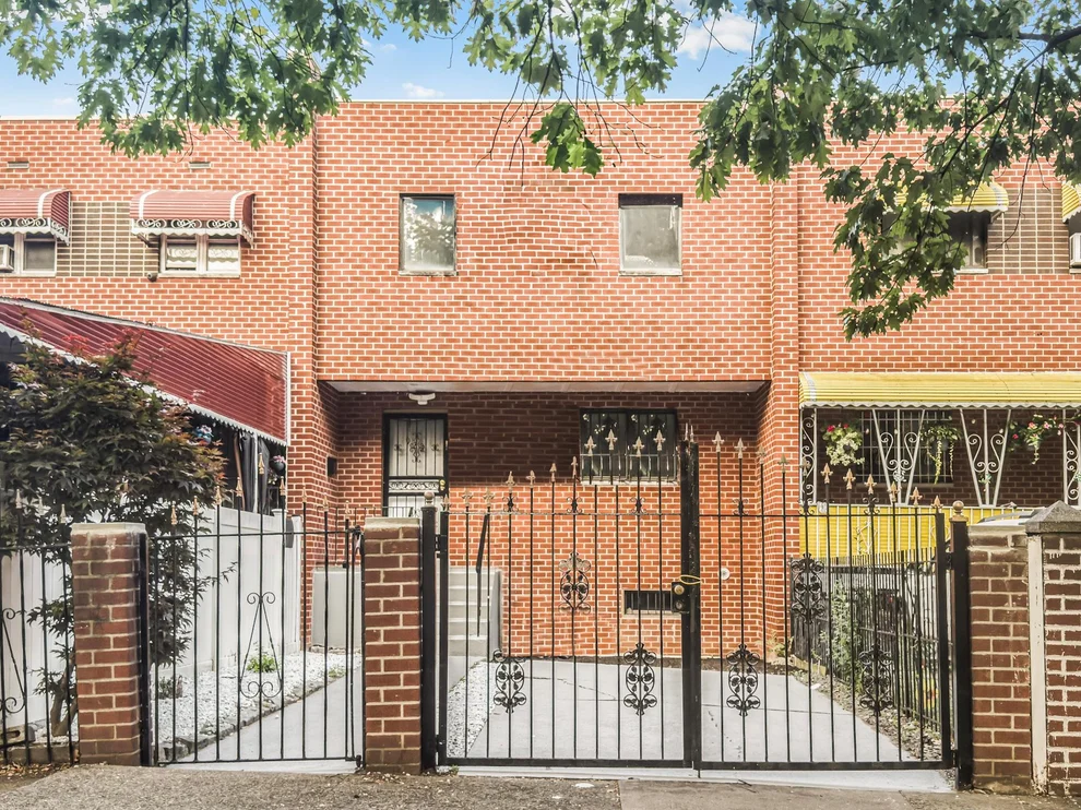 Unit for sale at 922 Tiffany Street, New York, NY 10459