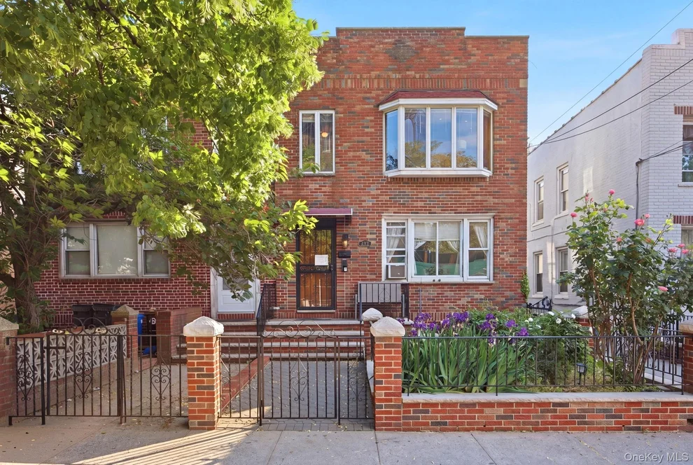 Unit for sale at 21-08 Ditmars Boulevard, New York, NY 11105