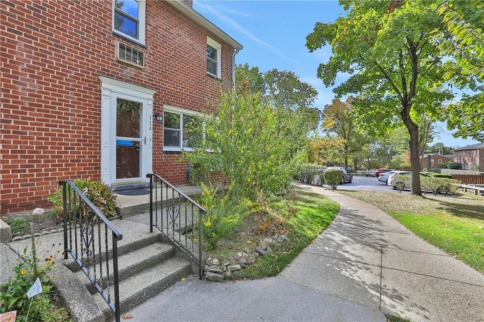 Unit for sale at 114 Charter Circle, Ossining, NY 10562