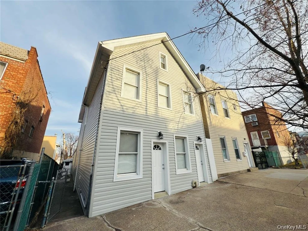 Unit for sale at 1170 Havemeyer Avenue, New York, NY 10462